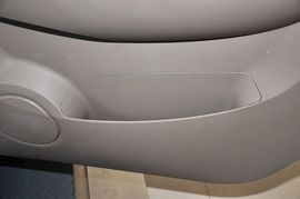 2010款五菱宏光1.2L舒适型