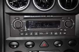 2010款五菱宏光1.2L舒适型