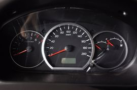 2010款五菱宏光1.2L舒适型