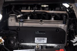 2012款五菱荣光1.2L基本型LJY