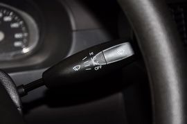 2012款五菱荣光1.2L基本型LJY