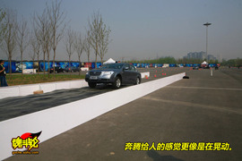 2009奔腾B70对比速腾