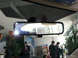 2009款福特福克斯三厢