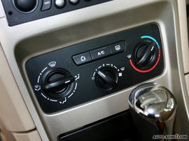 2009款东风标致307三厢