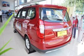 2013款五菱宏光S