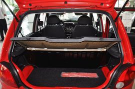 2012款宝骏乐驰1.2L手动优越型