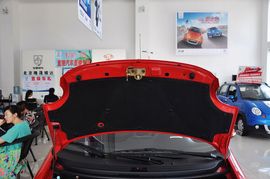 2012款宝骏乐驰1.2L手动优越型