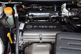 2012款宝骏乐驰1.2L手动优越型
