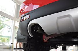 2012款宝骏乐驰1.2L手动优越型