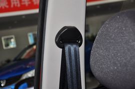 2012款宝骏乐驰1.2L手动优越型