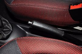 2012款宝骏乐驰1.2L手动优越型