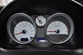 2012款宝骏乐驰1.2L手动优越型