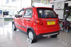 2012款宝骏乐驰1.2L手动优越型