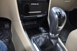 奇瑞E3实拍图解