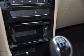 奇瑞E3实拍图解