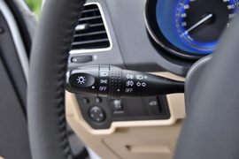 奇瑞E3实拍图解