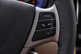 奇瑞E3实拍图解