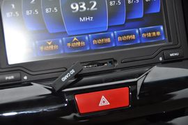 奇瑞E3实拍图解