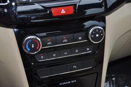 奇瑞E3实拍图解