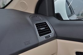 奇瑞E3实拍图解