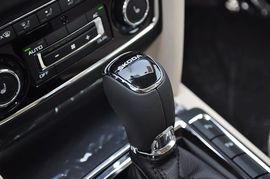 2014款斯柯达速派1.8TSI手自一体雅仕版到店实拍
