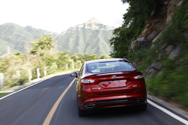 全新蒙迪欧2.0T运动版体验