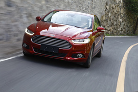 全新蒙迪欧2.0T运动版体验