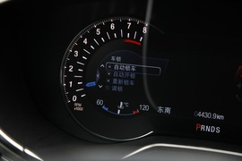 全新蒙迪欧2.0T运动版体验