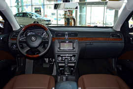 实拍上海大众斯柯达新速派2.0TSI
