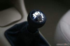 2009款东风标致207两厢