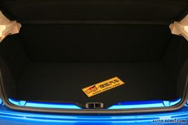 2009款东风标致207两厢