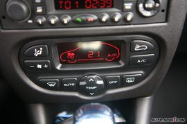2009款东风标致207两厢