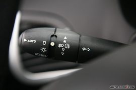 2009款东风标致207两厢