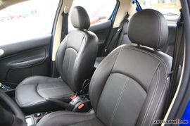2009款东风标致207两厢