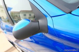 2009款东风标致207两厢