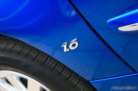 2009款东风标致207两厢