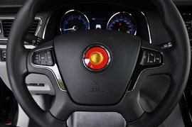 2013款红旗H7