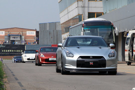 日产跑车特训营中的淑女