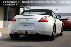 日产跑车特训营中的淑女