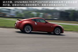 日产跑车特训营中的淑女