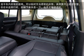 2014款三菱帕杰罗3.0L精英超越型试驾实拍