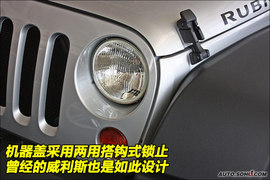 2009款吉普牧马人罗宾汉两门版实拍