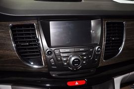 2013款江淮M5
