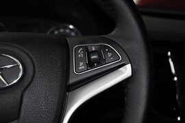2013款江淮M5