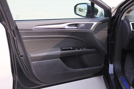 2013款福特蒙迪欧至尊型实拍图解