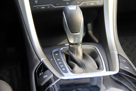 2013款福特蒙迪欧至尊型实拍图解