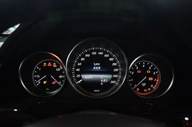 2014款奔驰E300L豪华型