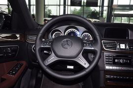 2014款奔驰E300L豪华型