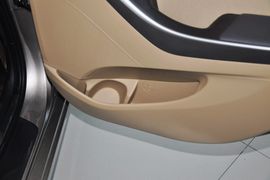 2012款现代朗动1.6GS手自一体时尚型