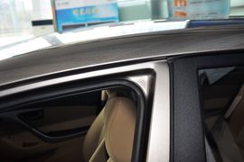 2012款现代朗动1.6GS手自一体时尚型